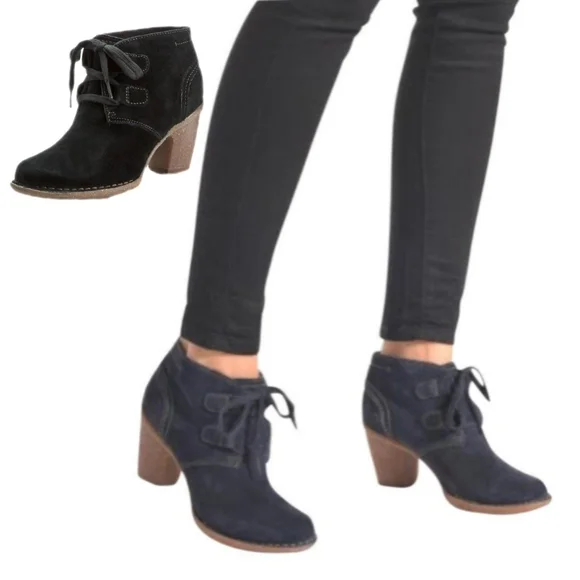 New! Clarks Artisian Carleta Lyon Womens 10 Black Suede Booties - Picture 2 of 11